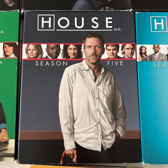 Season one through seven of house on dvd - Picture 6 of 8